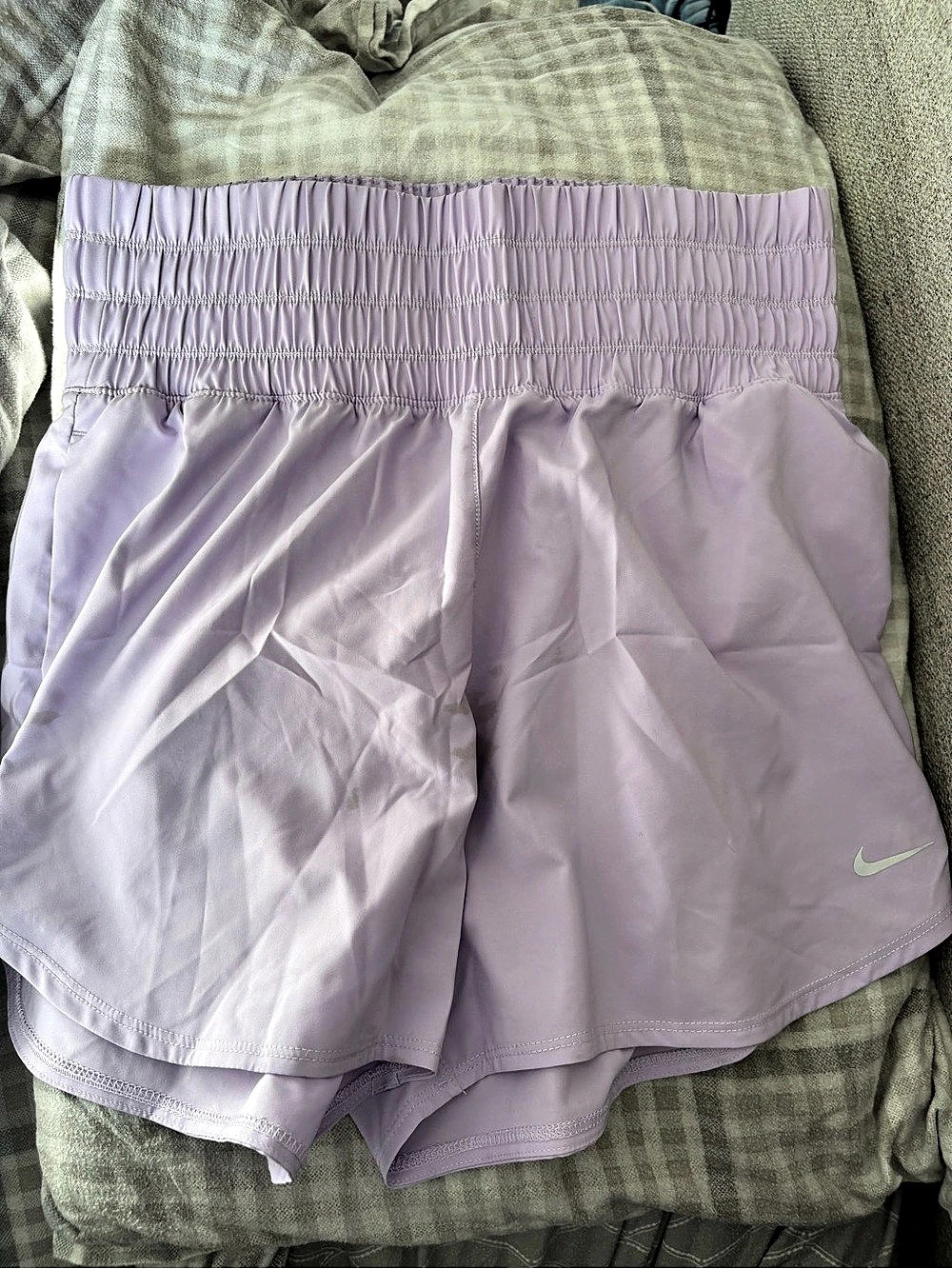 Nike One Dri-FIT Ultra High-Waisted 3" Brief-Lined Shorts Athletic Shorts Purple
